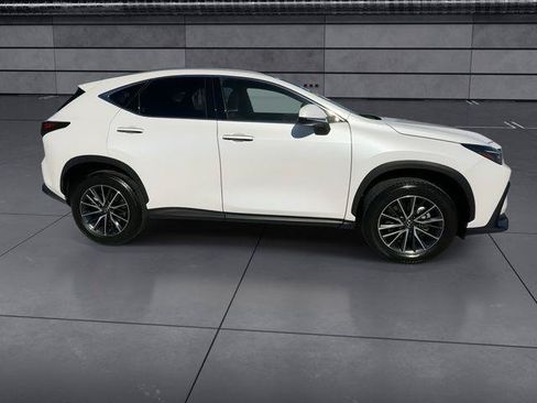 Certified 2024 Lexus NX 250 FWD w/ Towing Package (2000 Lbs) image 9