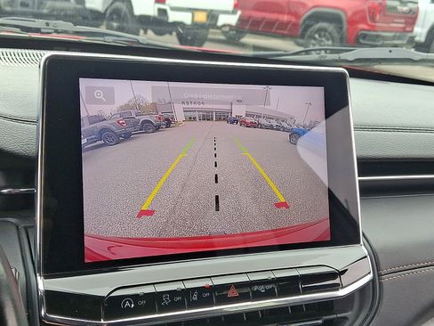 Used 2022 Jeep Compass Limited image 24