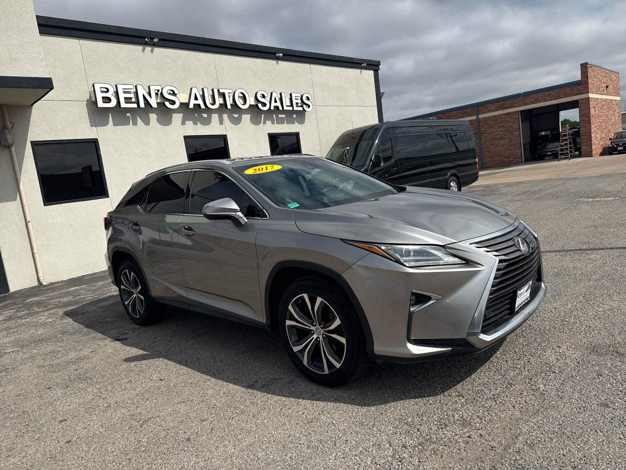 Used 2017 Lexus RX 350 FWD w/ Premium Package image 4