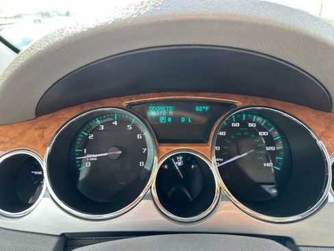 Used 2012 Buick Enclave Leather AWD/4WD image 20
