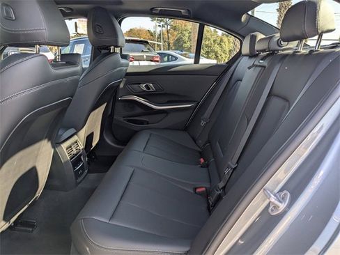 Used 2025 BMW 330i 330i w/ M Sport Package image 14