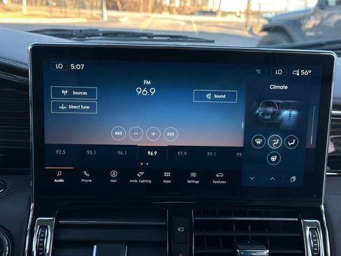 Used 2023 Lincoln Navigator Black Label AWD/4WD image 27