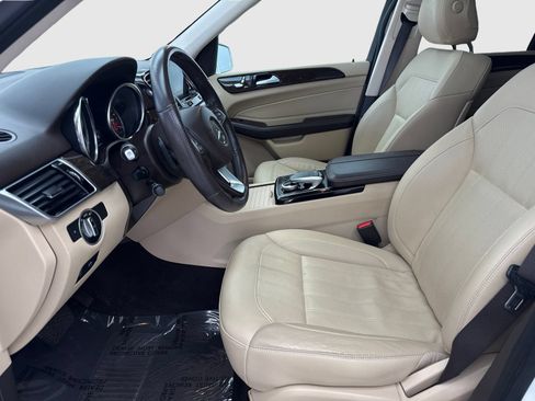Used 2016 Mercedes-Benz GLE 350 4MATIC w/ Premium Package image 17