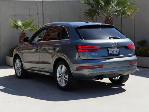 Used 2016 Audi Q3 2.0T Premium Plus w/ Technology Package image 4