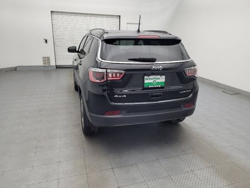 Used 2018 Jeep Compass Limited w/ Navigation Group AWD/4WD image 6
