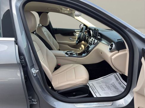 Used 2016 Mercedes-Benz C 300 4MATIC Sedan image 19
