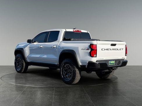Used 2024 Chevrolet Colorado ZR2 w/ ZR2 Convenience Package III AWD/4WD image 8