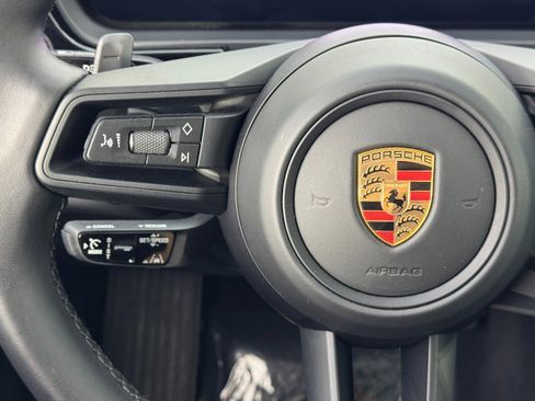 Used 2024 Porsche Cayenne w/ Premium Package image 22