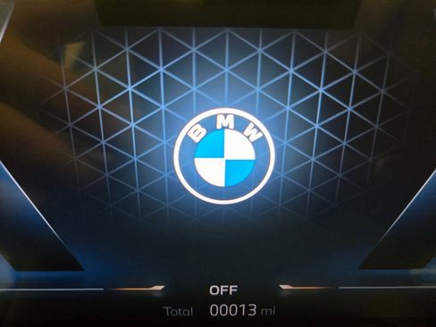 New 2025 BMW 760i xDrive w/ Executive Package image 19