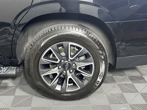 Used 2023 Chevrolet Tahoe Z71 w/ Luxury Package image 21