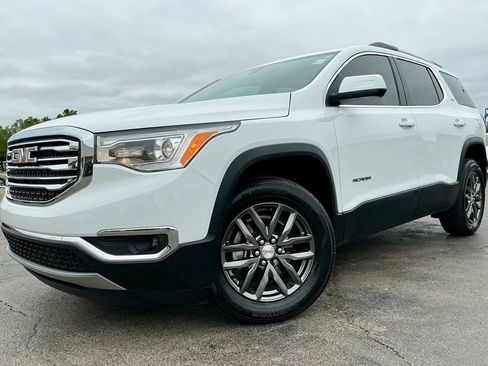 Used 2019 GMC Acadia SLT FWD image 3