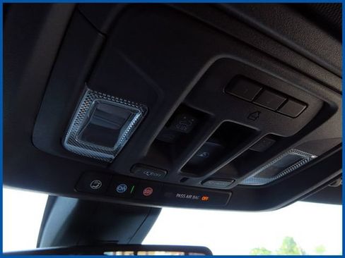 Used 2019 Chevrolet Silverado 1500 High Country w/ Safety Package II AWD/4WD image 22