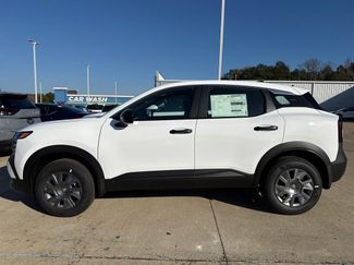 New 2026 Nissan Kicks S video 2