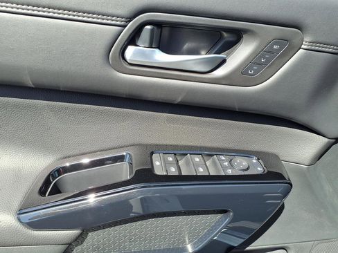 New 2026 Nissan Pathfinder Platinum AWD/4WD image 33