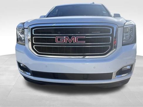Used 2018 GMC Yukon XL SLT w/ Open Road Package image 2