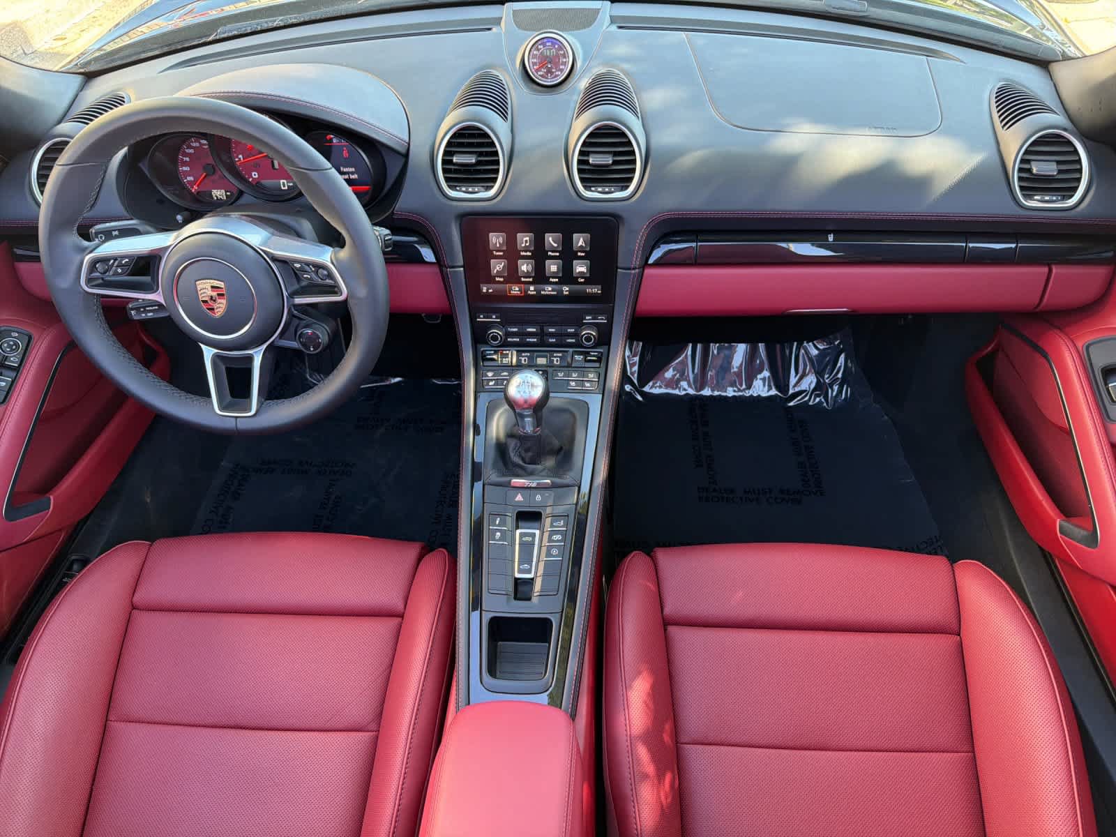 Certified 2025 Porsche 718 Boxster S RWD image 6
