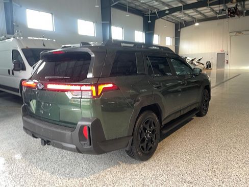 Used 2026 Subaru Outback Limited AWD/4WD image 23