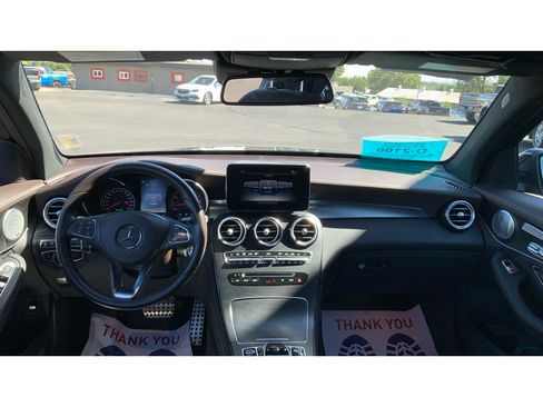 Used 2017 Mercedes-Benz GLC 43 AMG 4MATIC image 17