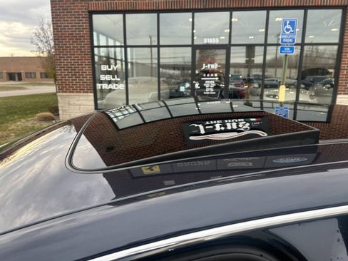 Used 2015 Audi A8 L 3.0T w/ Premium Package image 27