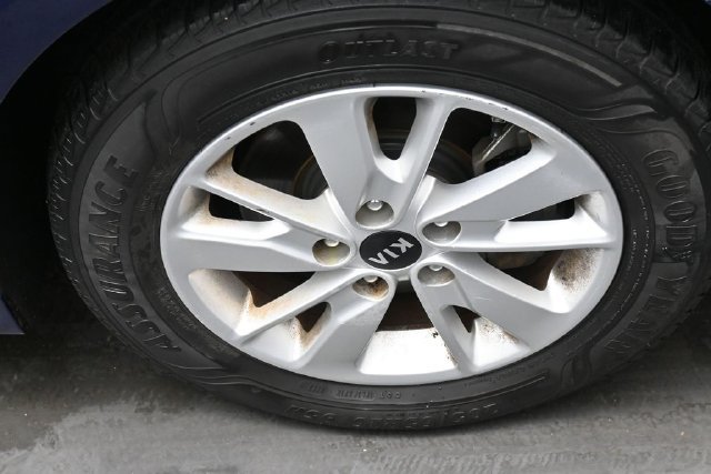 Used 2018 Kia Optima LX FWD image 32
