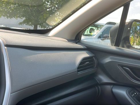 Certified 2024 Subaru Crosstrek 2.0i Premium image 19