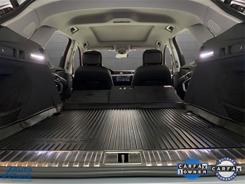 Used 2023 Audi e-tron Premium Plus w/ Premium Plus Package image 85