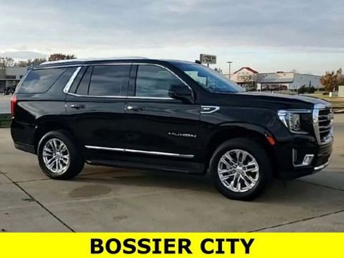 Certified 2022 GMC Yukon SLT w/ SLT Luxury Package image 2