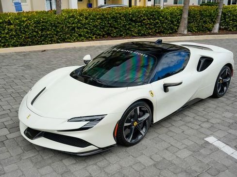 Used 2023 Ferrari SF90 Stradale image 11