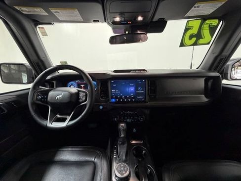 Used 2025 Ford Bronco Big Bend AWD/4WD image 16