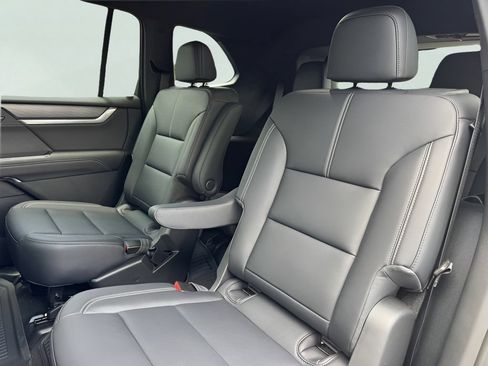 New 2026 GMC Acadia Elevation w/ Elevation Premium Package FWD image 14
