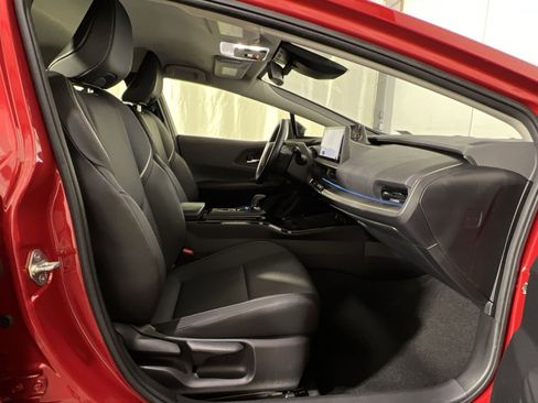 Used 2023 Toyota Prius XLE AWD/4WD image 41