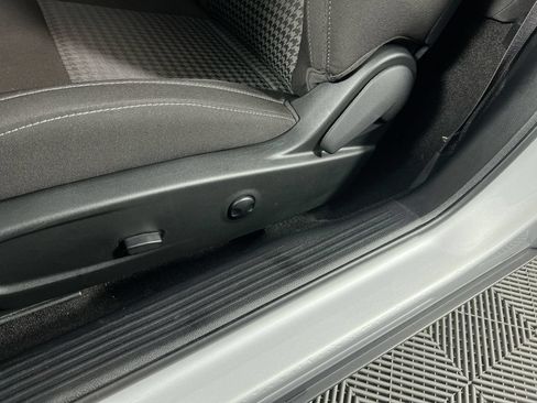 Used 2023 Dodge Challenger R/T RWD image 13