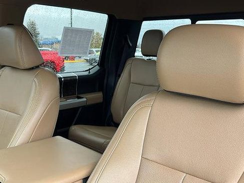 Used 2022 Ford F250 Lariat image 19