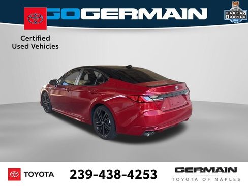 Used 2025 Toyota Camry XSE FWD image 4