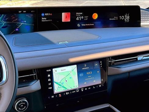 New 2025 Lincoln Navigator Black Label image 7