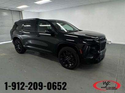 Used 2024 Chevrolet Traverse RS