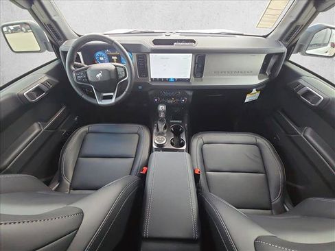 New 2026 Ford Bronco Outer Banks image 15