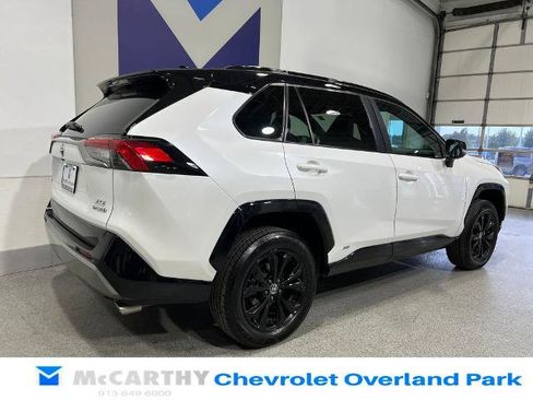 Used 2023 Toyota RAV4 XSE AWD/4WD image 5