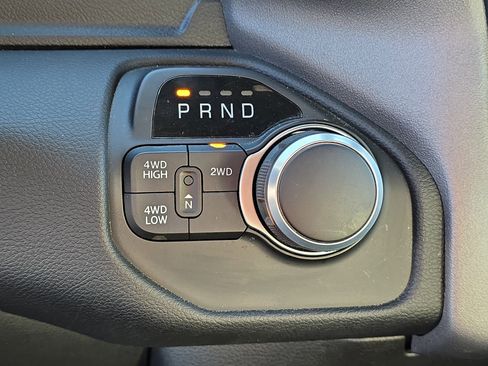 Used 2024 RAM 2500 Big Horn w/ Bed Utility Group image 22