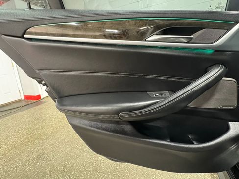 Used 2017 BMW 540i xDrive AWD/4WD image 33