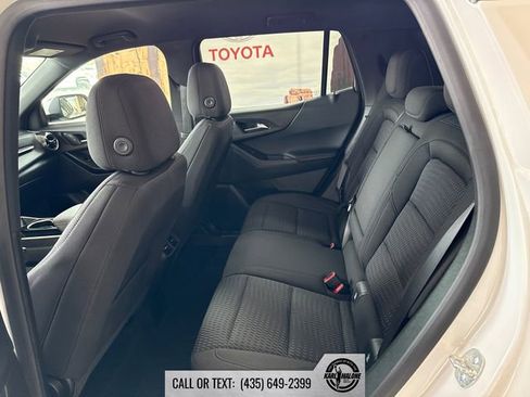 Used 2025 Chevrolet Equinox LT image 17