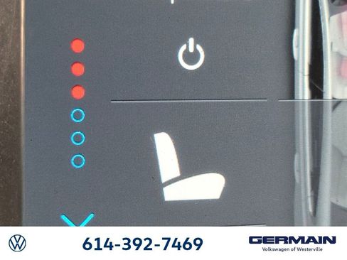 Used 2017 Jaguar XF R-Sport image 30