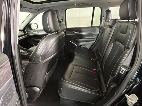 Used 2024 Jeep Grand Cherokee Limited 4xe AWD/4WD image 30