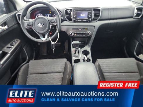 Used 2018 Kia Sportage LX image 15