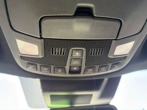 Used 2020 Ford Expedition XLT w/ Equipment Group 202A AWD/4WD image 25
