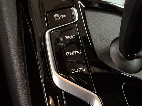 Certified 2023 BMW 530i xDrive w/ Premium Package image 20