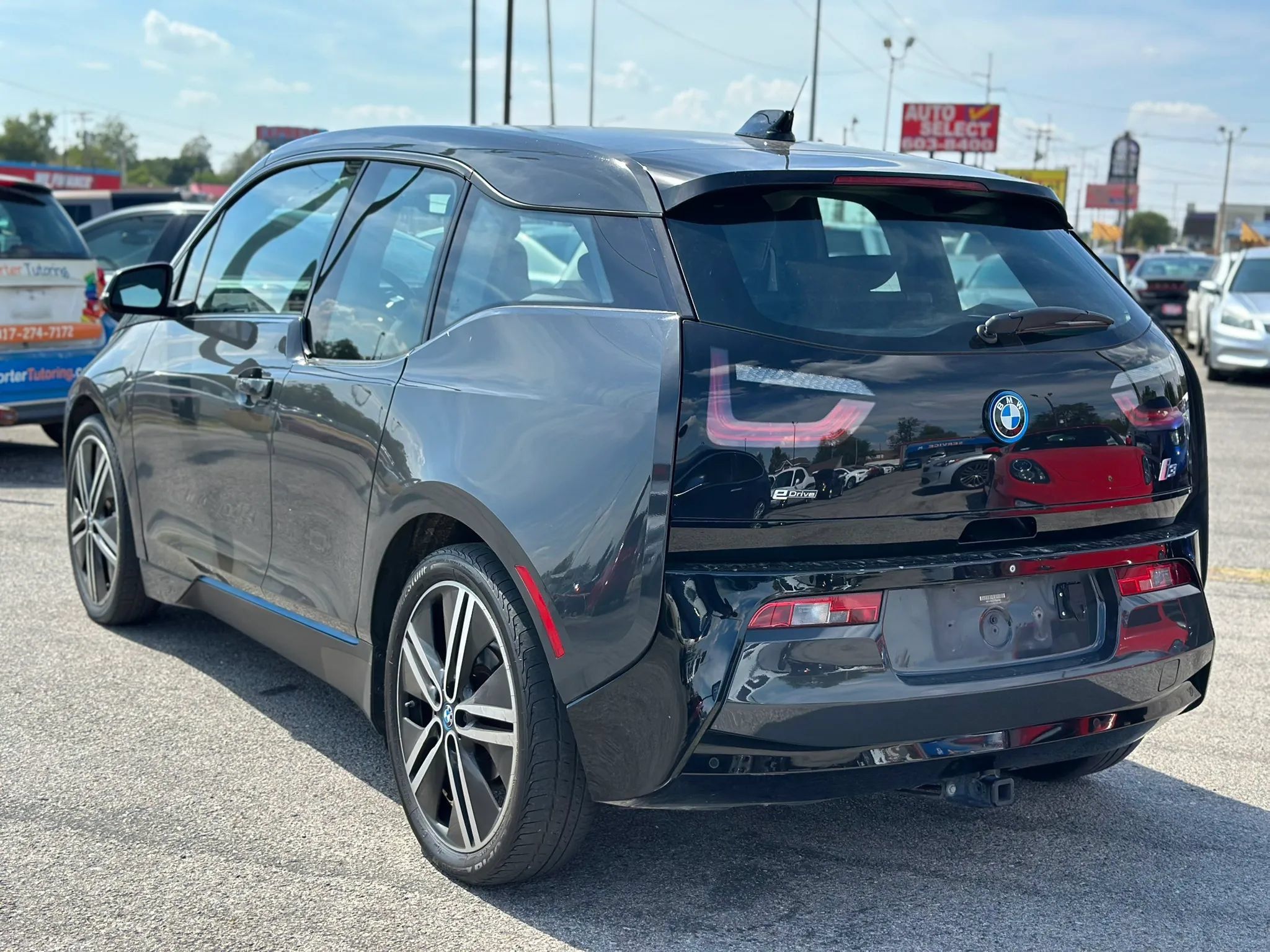 Used 2015 BMW i3 w/ Range Extender RWD image 8