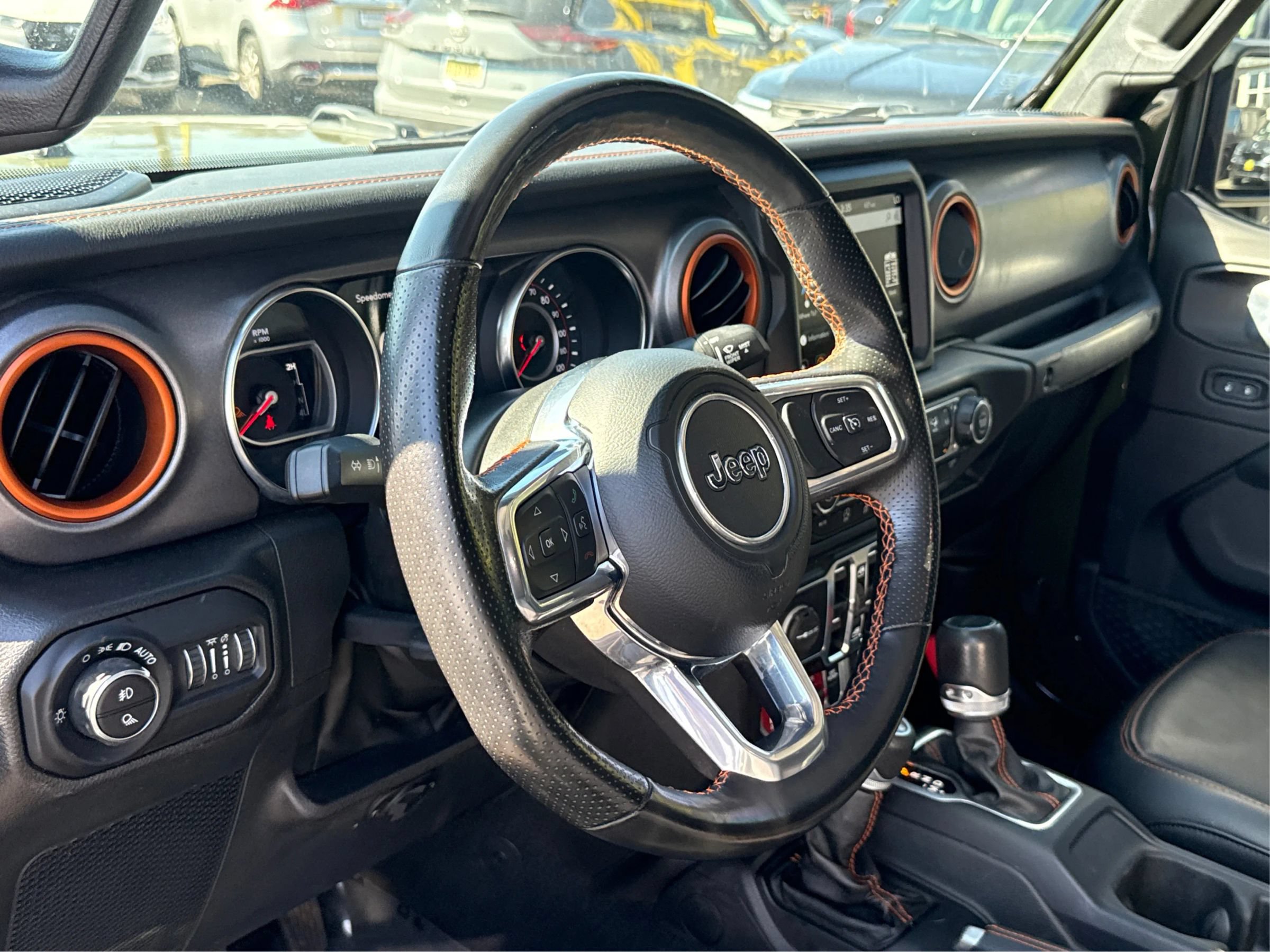 Used 2022 Jeep Gladiator Mojave w/ Cold Weather Group AWD/4WD image 16