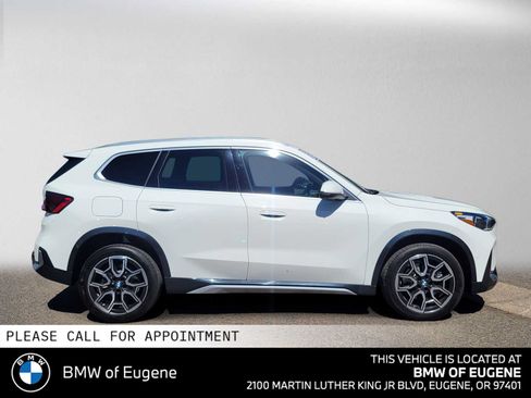 Used 2026 BMW X1 xDrive28i w/ Technology Package AWD/4WD image 2
