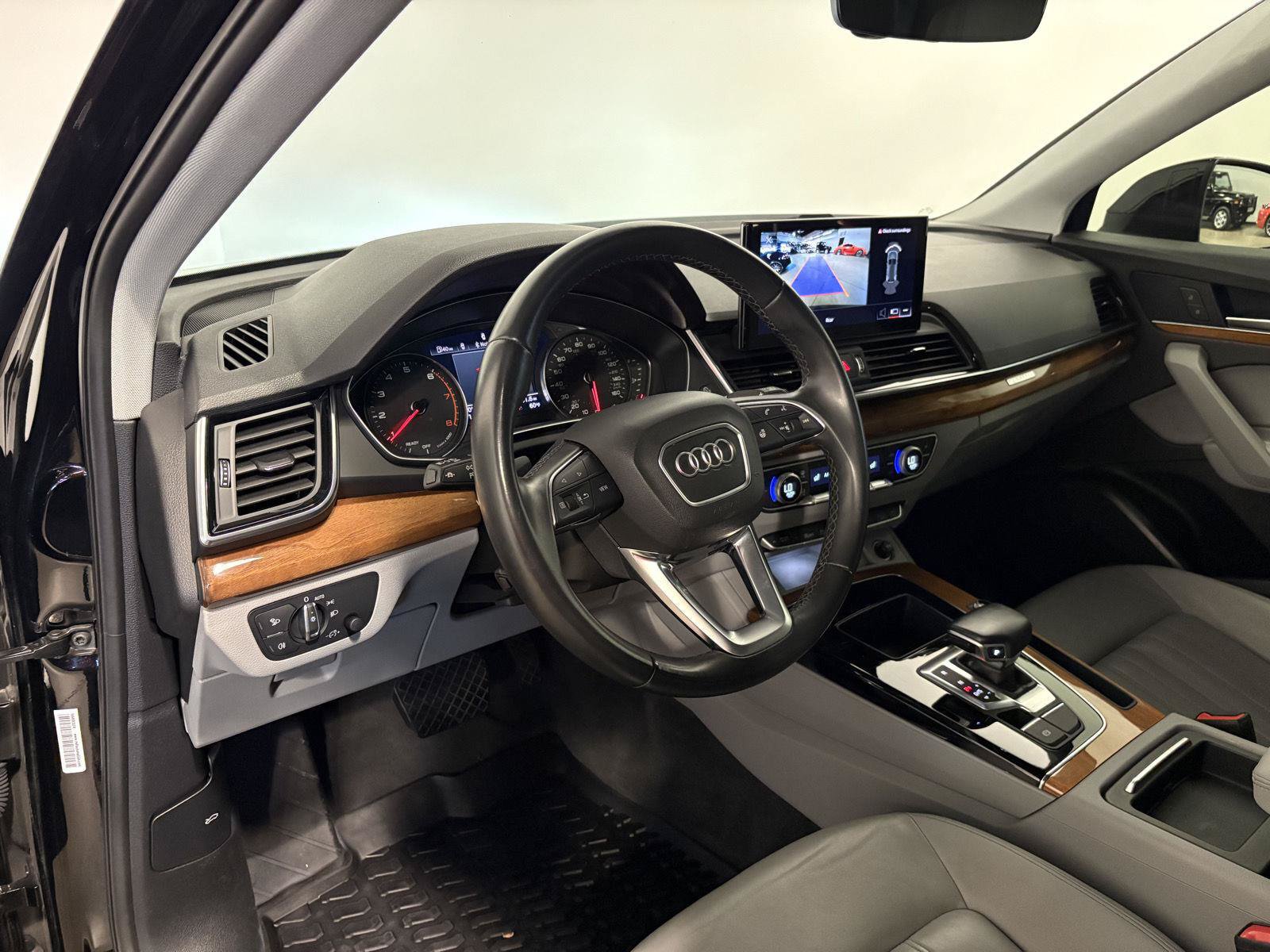 Used 2021 Audi Q5 2.0T Premium w/ Convenience Package AWD/4WD image 19